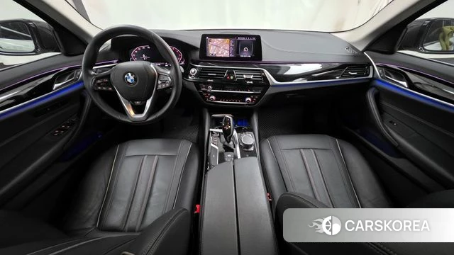 BMW 5 Series (G30) id 4586809 из Кореи 17