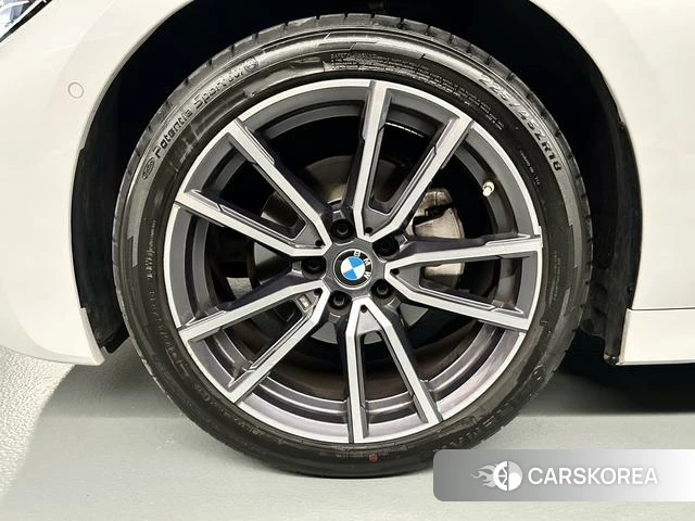 BMW 3 series id 4290960 из Китая 17