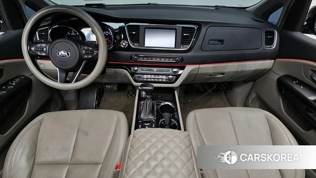 Kia The New Carnival id 4448207 из Кореи 32