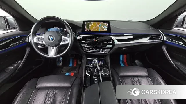 BMW 5 Series (G30) id 3402793 из Кореи 17