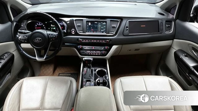 Kia The New Carnival id 4180283 из Кореи 17