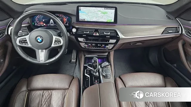 BMW 5 Series (G30) id 3635540 из Кореи 17