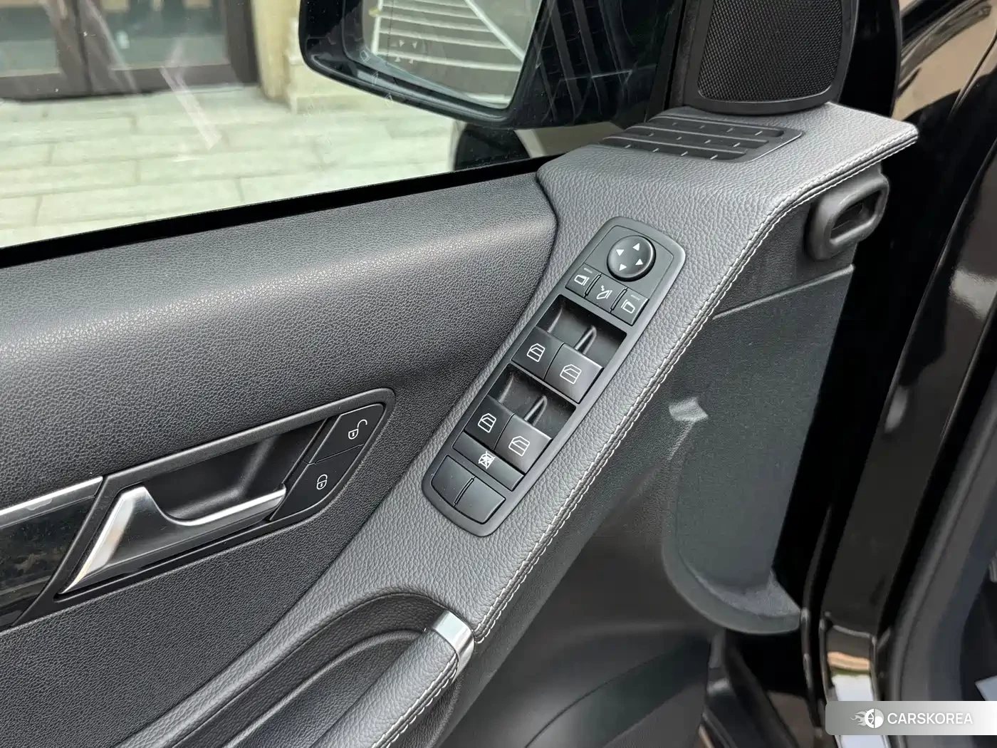 Mercedes-Benz R-class id 4628394 из Китая 30
