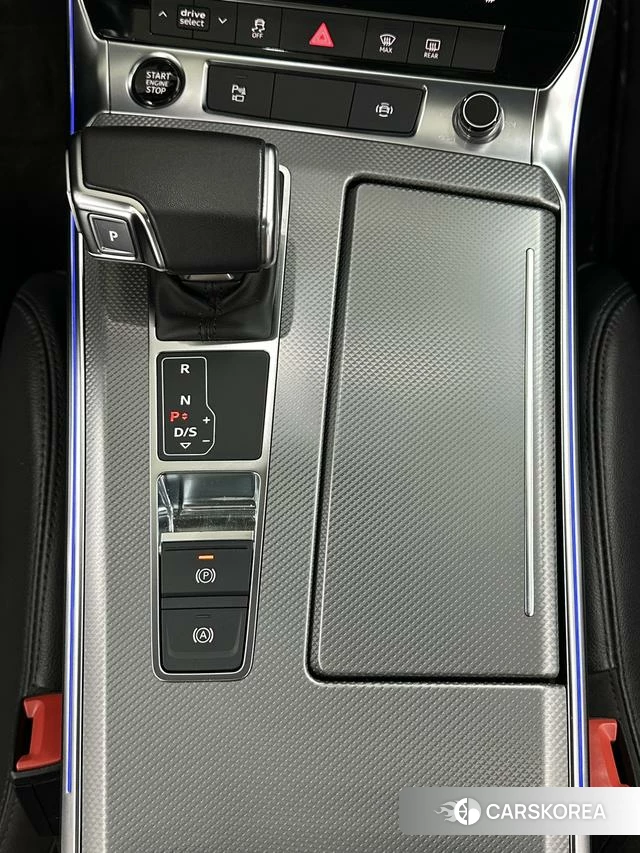 Audi A6L id 4272665 из Китая 19