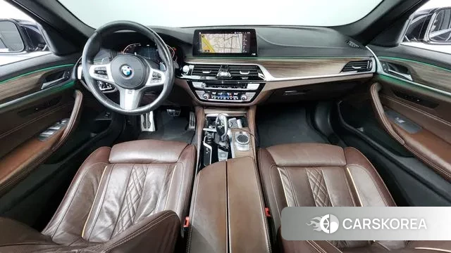 BMW 5 Series (G30) id 3380051 из Кореи 17