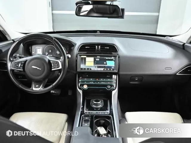 Jaguar XE id 3380641 из Кореи 17