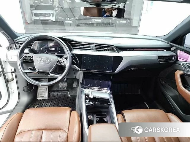 Audi e-Tron id 4245359 из Кореи 17