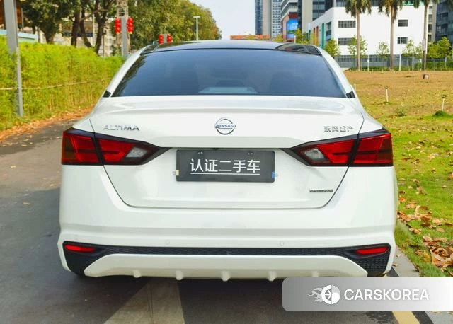 Nissan Teana id 3890784 из Китая 21