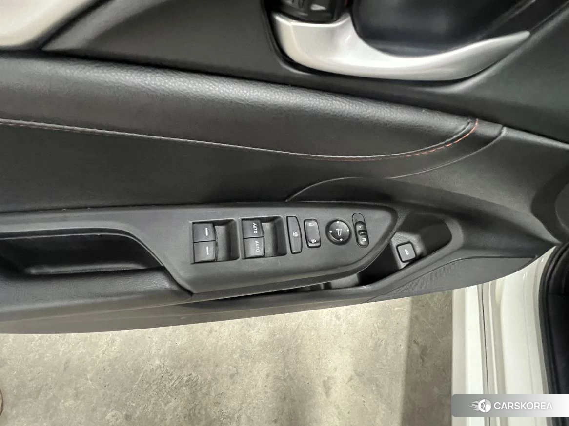 Honda Civic id 4499116 из Китая 11