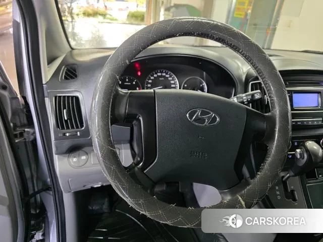 Hyundai The New Grand Starex id 3335444 из Кореи 13