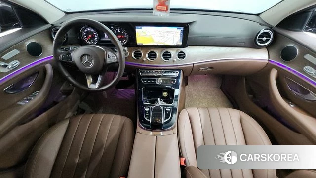 Mercedes-Benz E-Class W213 id 4448331 из Кореи 32