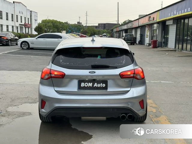 Ford Fox id 4374582 из Китая 7