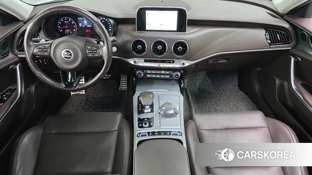 Kia Stinger id 3434876 из Кореи 17