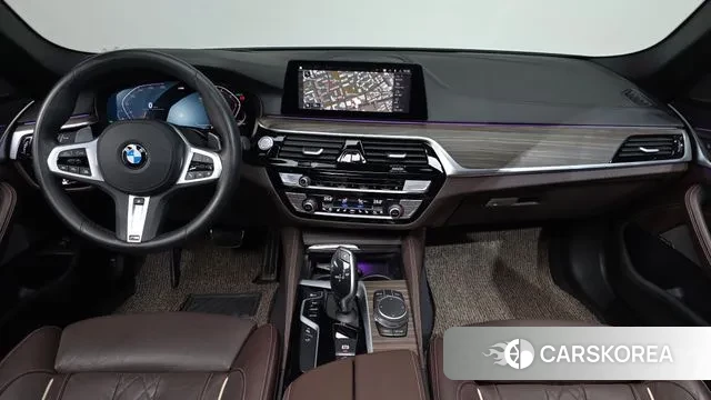 BMW 5 Series (G30) id 3587787 из Кореи 17