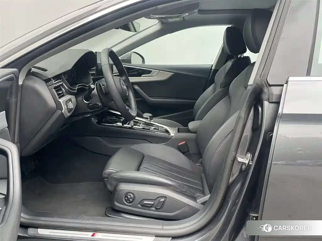 Audi A5 id 4644704 из Китая 20