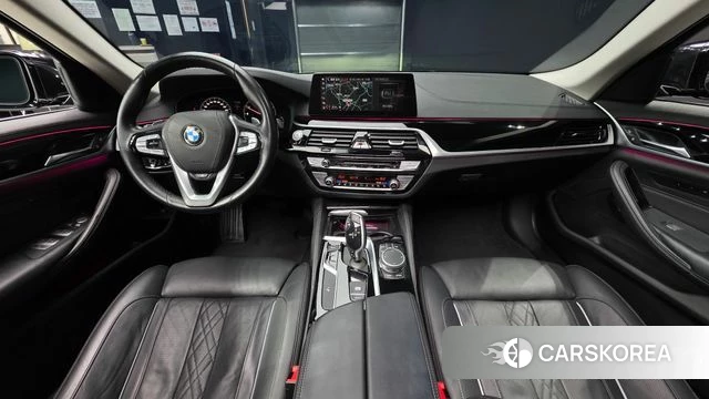 BMW 5 Series (G30) id 3893707 из Кореи 17