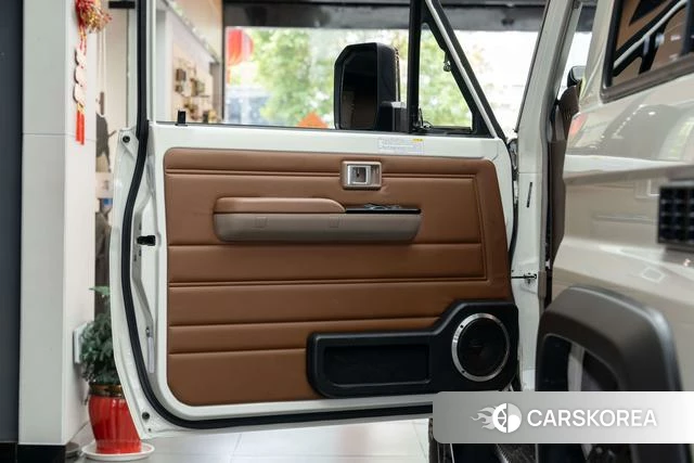 Toyota Land Cruiser (imported) id 4298257 из Китая 18