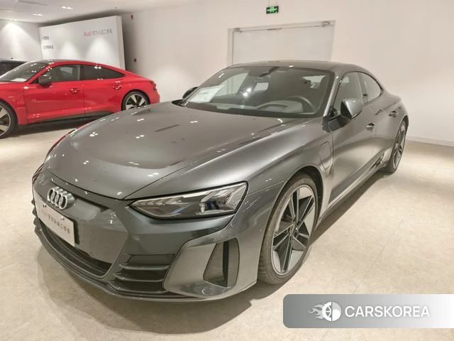 Audi e-tron GT id 4272277 из Китая 7