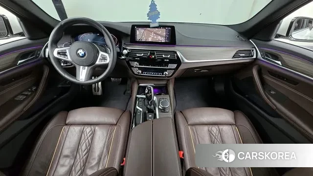 BMW 5 Series (G30) id 3412820 из Кореи 17