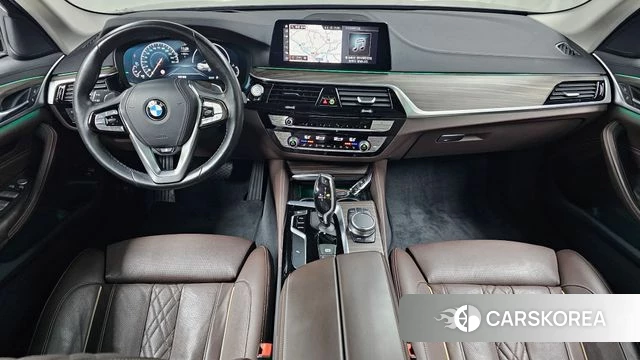 BMW 5 Series (G30) id 4465242 из Кореи 17