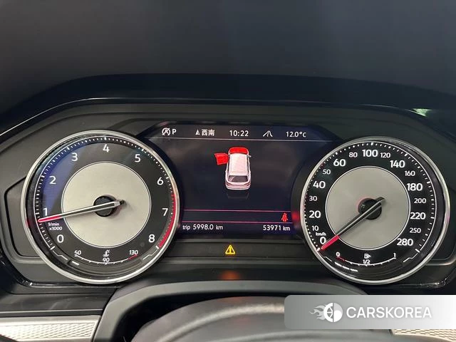 Volkswagen Touareg id 4258459 из Китая 13