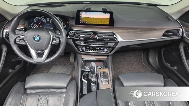 BMW 5 Series (G30) id 4496554 из Кореи 30