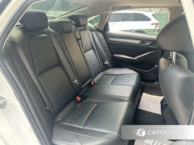 Honda Accord id 4290039 из Китая 22