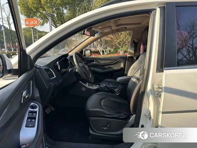Baojun 560 id 4241380 из Китая 8
