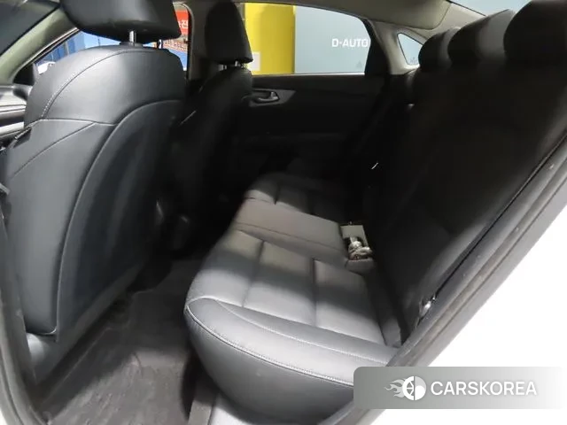 Kia Come New K3 id 3236312 из Кореи 17