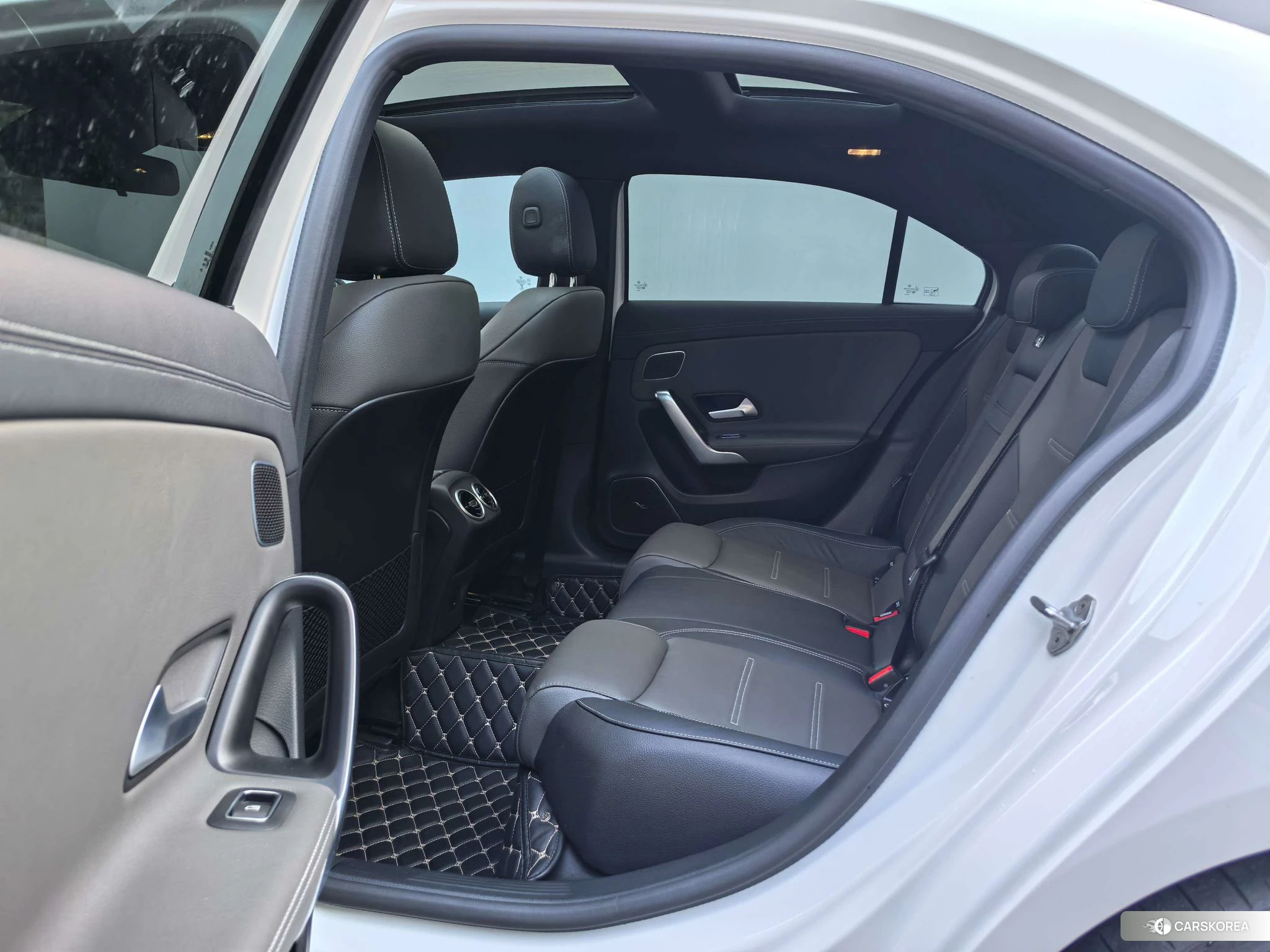 Mercedes-Benz Class A AMG id 4421019 из Китая 21
