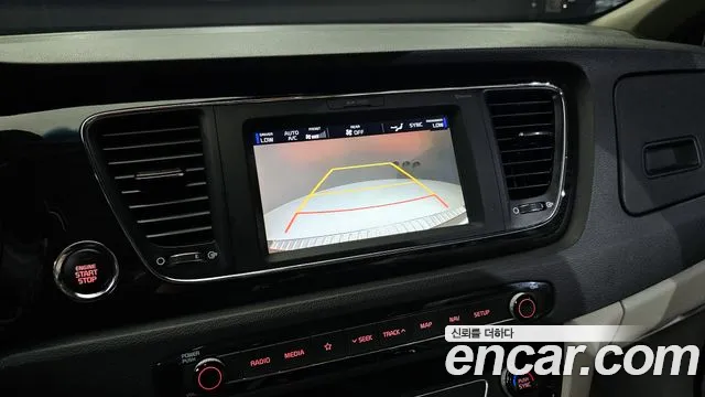 Kia The New Carnival id 2673154 из Кореи 17