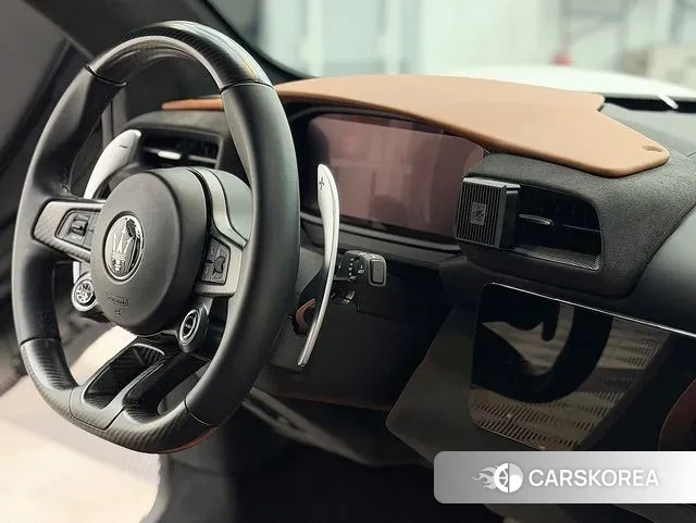 Maserati MC20 id 3577139 из Кореи 17