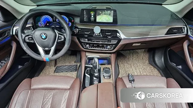 BMW 5 Series (G30) id 3176683 из Кореи 17