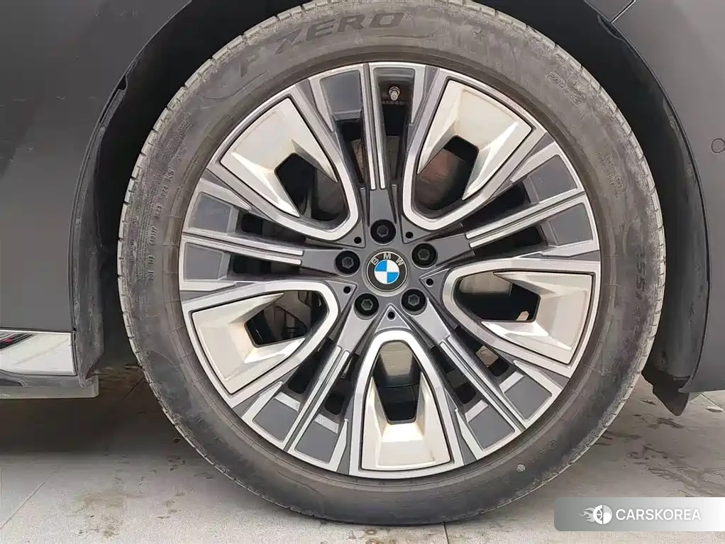 BMW i7 id 4628255 из Китая 15