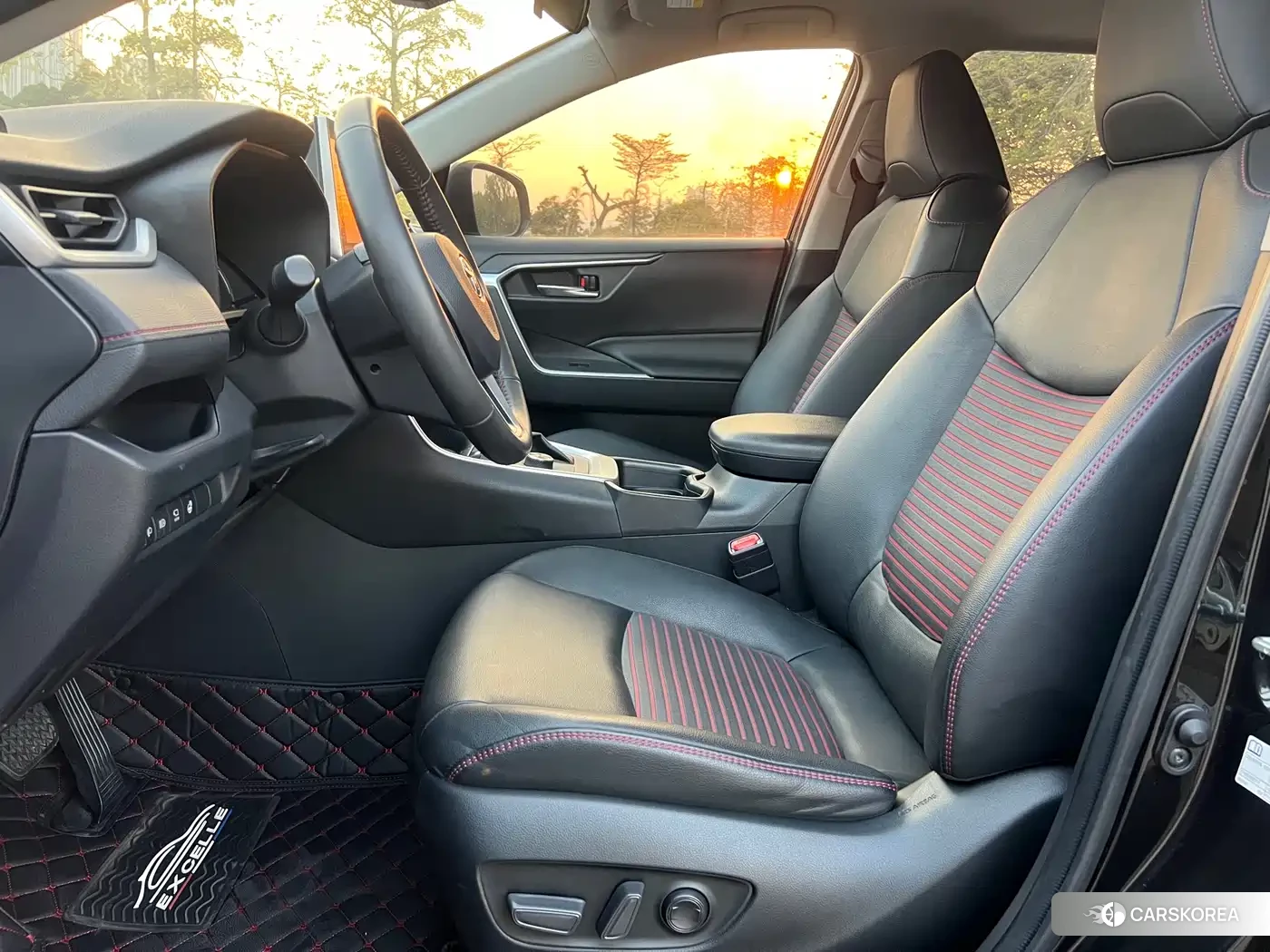 Toyota RAV4 Rongfang Dual Engine E+ id 4546356 из Китая 18