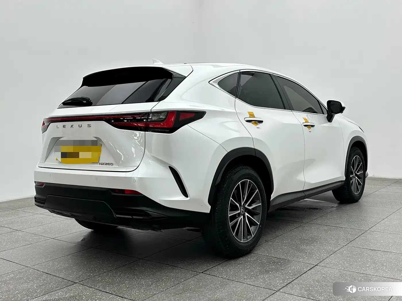 Lexus NX id 4669265 из Китая 16