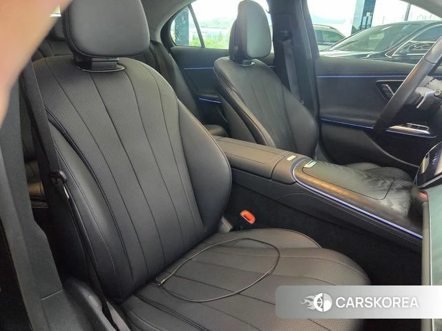 Mercedes-Benz E-Class W214 id 4635034 из Кореи 14