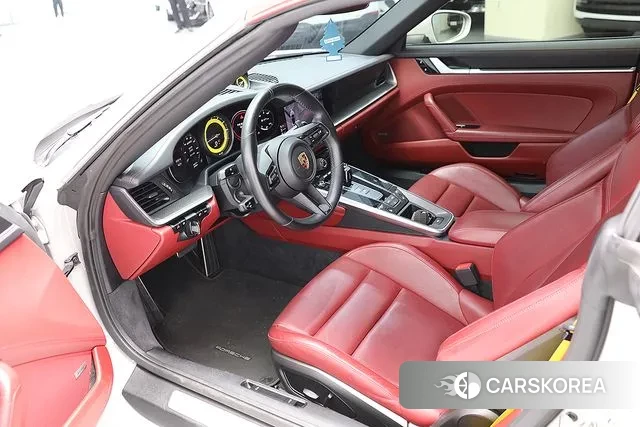 Porsche 911(992) id 3371107 из Кореи 12