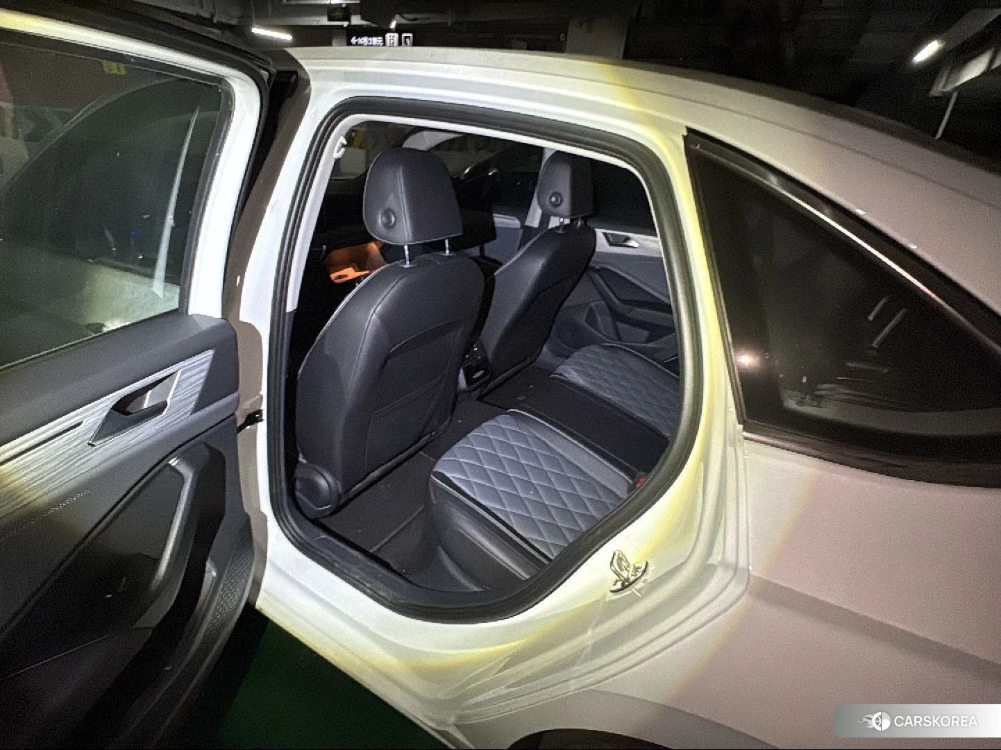 Volkswagen Sagitar id 4455131 из Китая 18