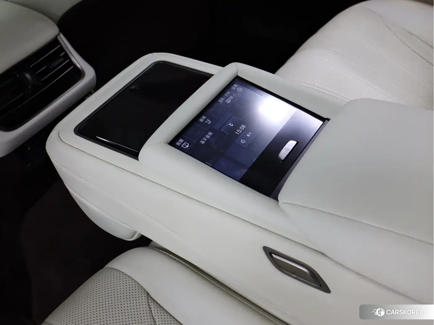 Lexus LS id 4583833 из Китая 40
