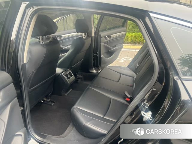 Honda Accord id 4359089 из Китая 9