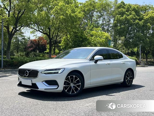 Volvo S60 id 4253818 из Китая 10