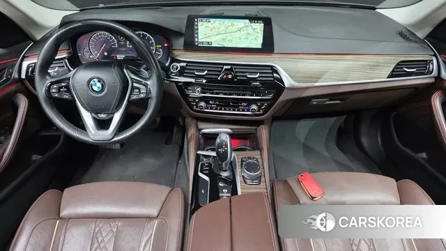 BMW 5 Series (G30) id 3396829 из Кореи 17