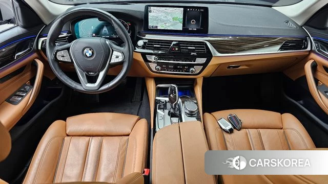 BMW 5 Series (G30) id 4881630 из Кореи 31