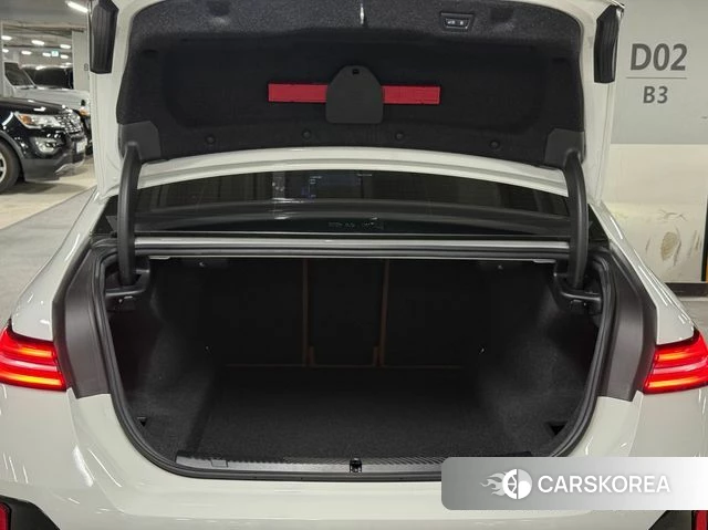 BMW 5 Series (G60) id 3850476 из Кореи 17