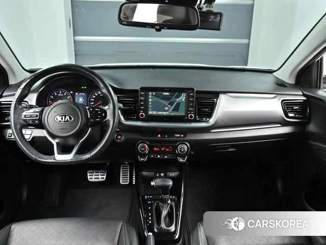 Kia Stonic id 4755182 из Кореи 17