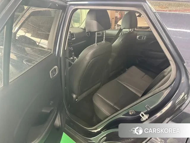 Hyundai Venue id 3581863 из Кореи 10