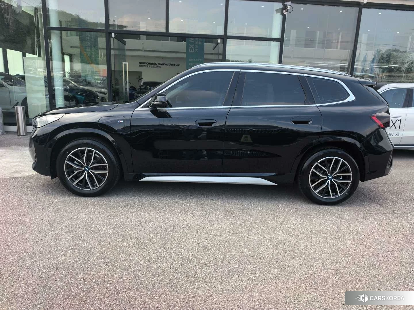 BMW iX1 id 4462019 из Китая 7