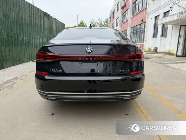 Volkswagen Passat id 4240831 из Китая 19