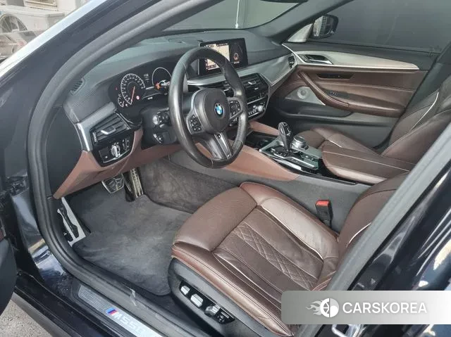 BMW 5 Series (G30) id 2970961 из Кореи 17